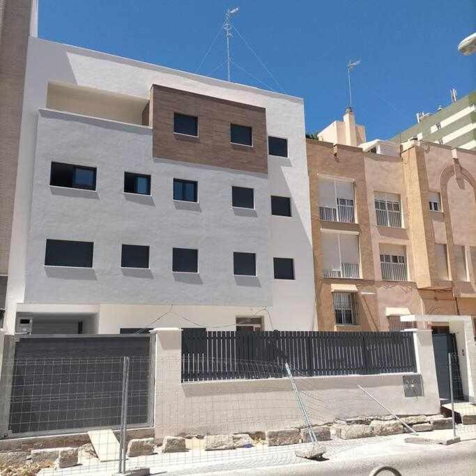 Acogedor Apartamento En La Playa De 加的斯 外观 照片